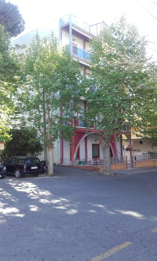 B&B Miramare Санта Маринела Екстериор снимка
